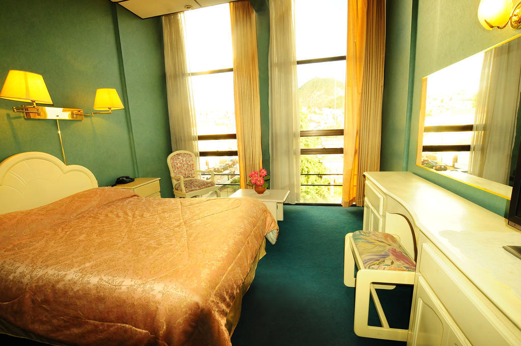 Glorieta Hotel スクレ エクステリア 写真